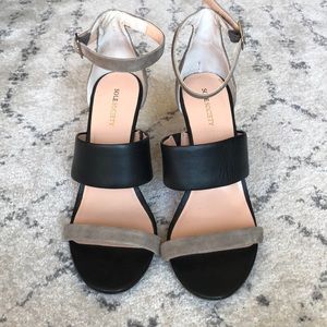 Sole Society - wedge sandals, 9.5 *LIKE NEW*